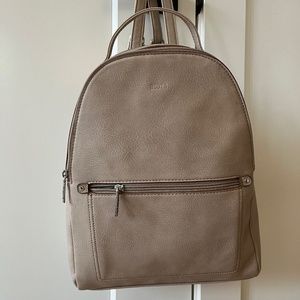 Roots backpack